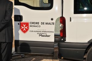 Mini-bus au Centre Speranza-Albert ll
