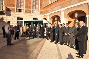 Mini-bus au Centre Speranza-Albert ll