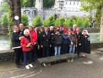 Pèlerinage à Lourdes 2019 - Les Membres de l'Association avec les bénéficiaires de l'AMAPEI et les volontaires