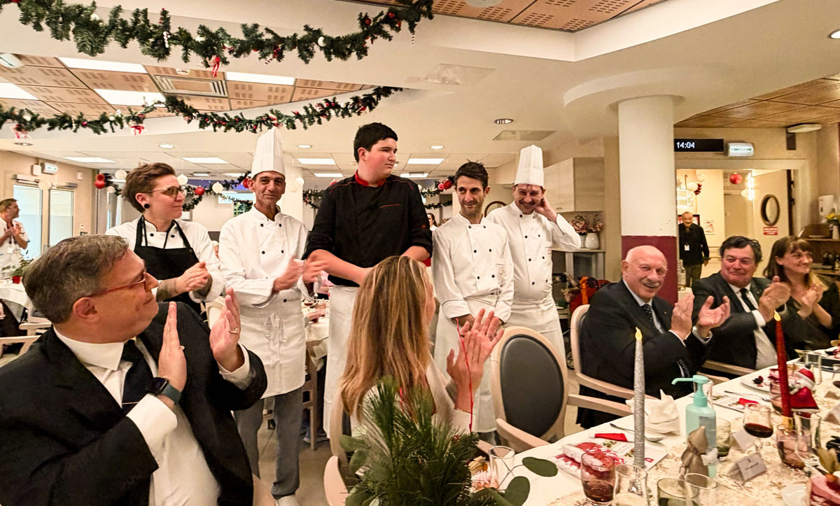 9 – Déjeuner de Noël décémbre 2026