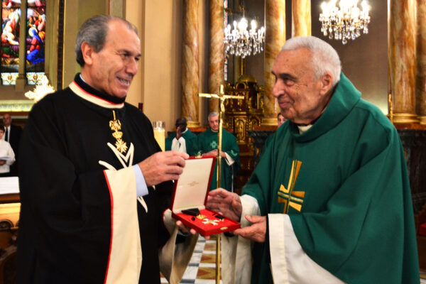 Ordre de Malte de Monaco - Remise de décoration Mgr Keppel